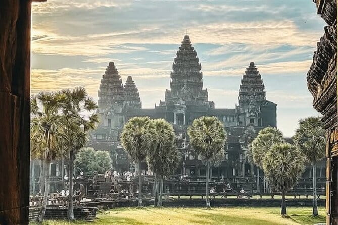 Angkor Wat Sunrise Small-Group 1-Day Tour from Siem Reap - The 4:30 AM hotel pickup