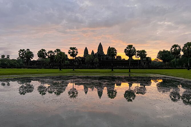 Angkor Wat Sunrise Small Group Tour With Breakfast - Why the sunrise start is worth the alarm