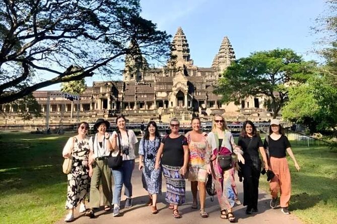 Angkor Wat Sunset Small Group Tour with Lunch Included - What the $20 price really gets you