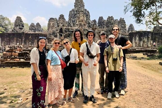 Angkor Wat Sunset Small Group Tour with Lunch Included - Quick views at Angkor Thom’s South Gate and the Leper King Terrace