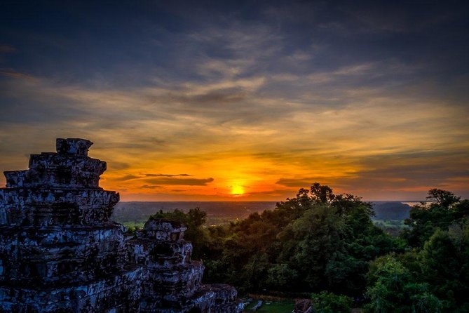 Angkor Wat Sunset Tour - The morning begins at Angkor Wat
