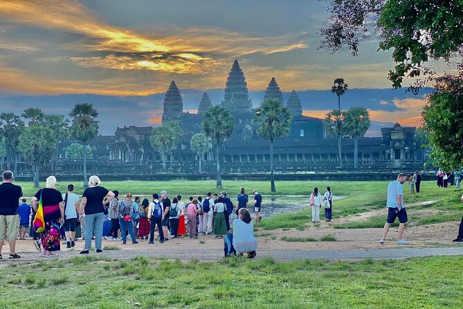 Angkor Wat Tour, Explore The Main Temples With Tour Guide - Angkor Wat begins the day