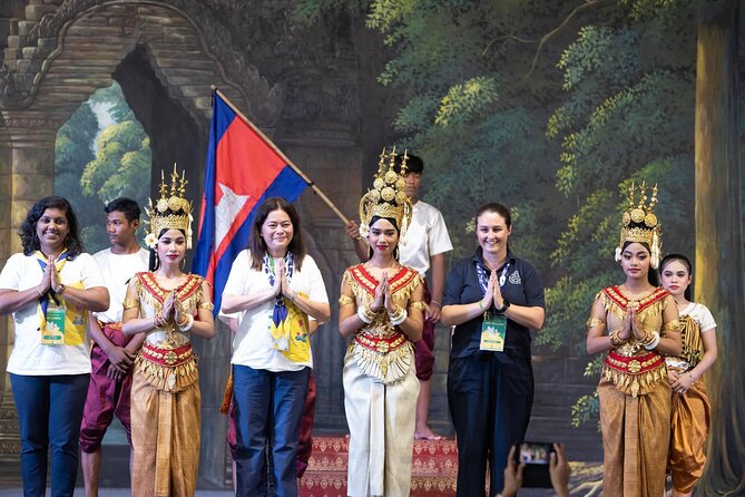 Apsara Dance Show with Buffet Dinner and Transportation Included - What the buffet adds to the experience