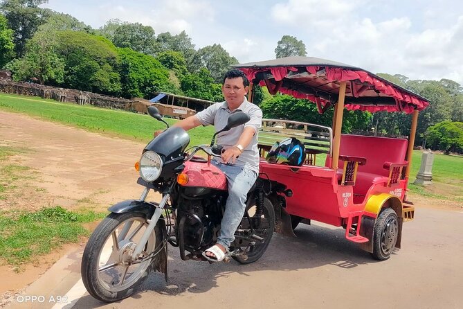 Apsara Dance Show with Dinner by Tuk-Tuk Roundtrip Transfer - Five dances, five different sides of Cambodia
