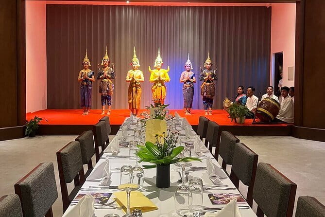 Apsara Dancing Show with Buffet Dinner Free Hotel Pick up - The pickup is helpful, but plan your return