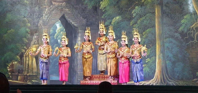Apsara Performance with Dinner include Pick up & Drop off - Arriving at the grand buffet venue