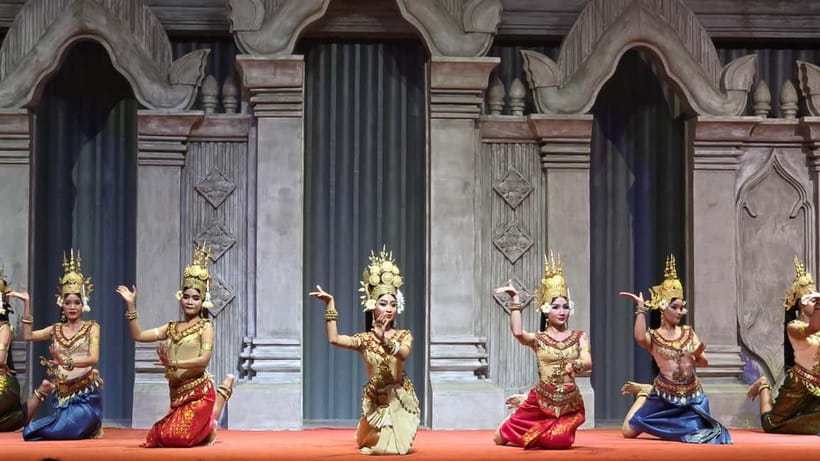 Apsara Performance with Dinner include Pick up & Drop off - What to eat from the Khmer buffet