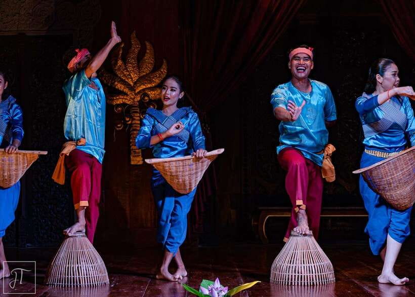 Apsara Theater Performance include dinner & Hotel pick up - What the positive feedback tells you