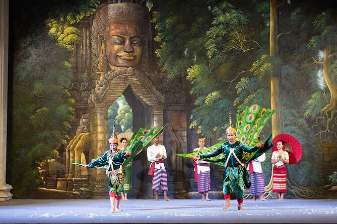 Apsara Theatre Performance include Dinner & hotel pick up - What the private-tour label really means