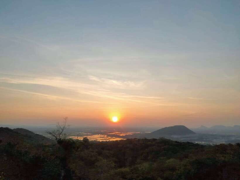 Bamboo Train, Banann Temple, Fruit Bat, Bat Cave, Sunset - Key points before you book