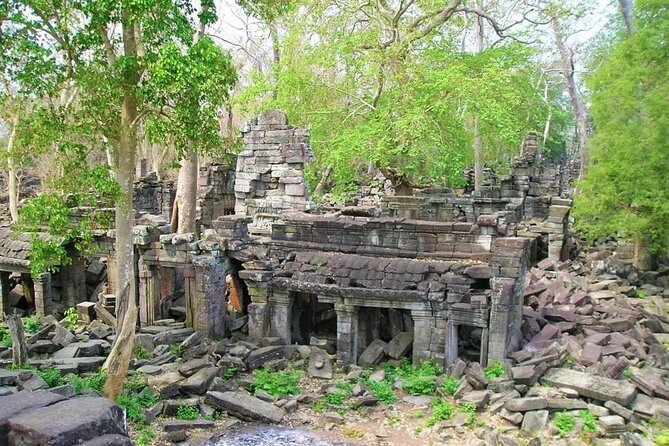 Banteay Chhmar Temple & Silk Farm Private Day Trip from Siem Reap - West Baray and Svay Romiet Pagoda