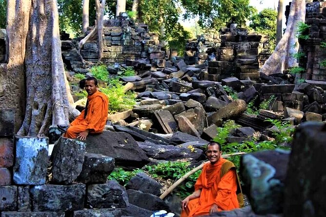 Banteay Chhmar Temple & Silk Farm Private Day Trip from Siem Reap - The private format and guide quality