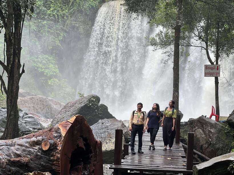 Banteay Srei, Beng Mealea and Kulen Mountain with Picnic - The River of a Thousand Lingas and Khmer water systems