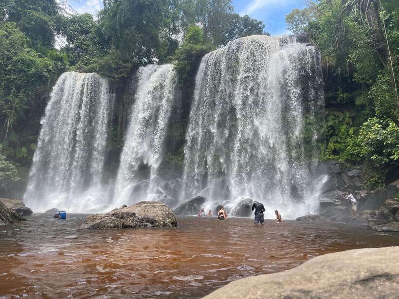 Banteay Srei, Kulen Waterfall & Beng Mealea Small-Group Tour - Lunch and local tastes on the road