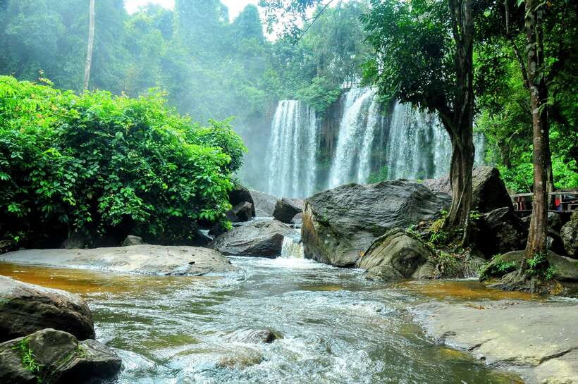 Banteay Srei, Kulen Waterfall & Beng Mealea Small-Group Tour - Banteay Srei: small in size, fine in detail