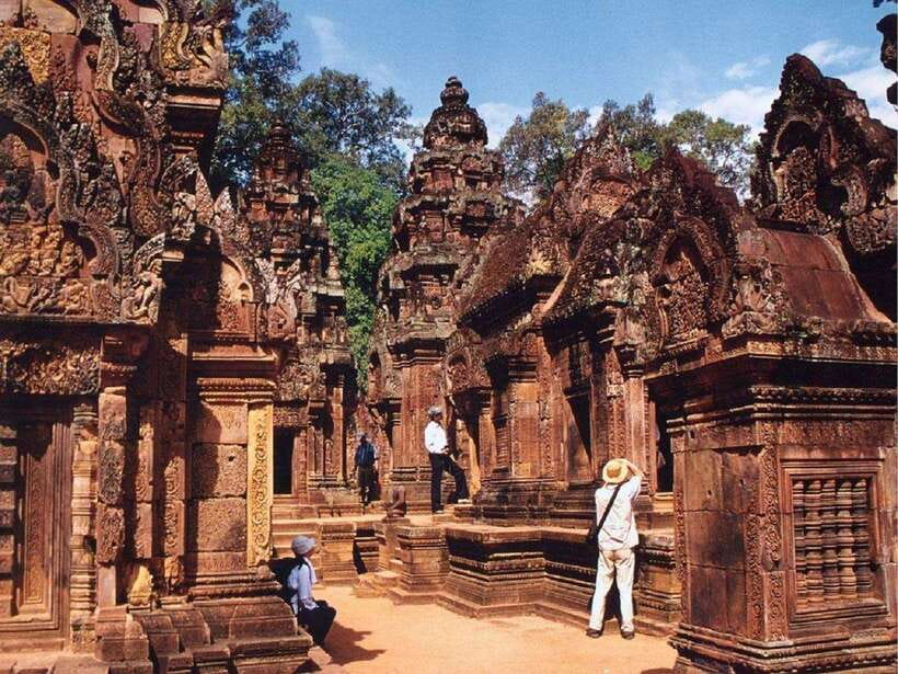Bantreay Srei , Kbal Spean and Landmine Museum with Tuk Tuk - A long but worthwhile day beyond Siem Reap