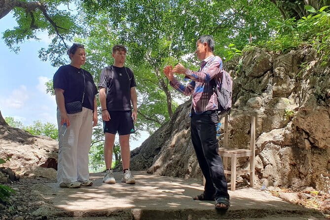 Battambang City and Country side Full day Tour - Phnom Sampeau and the killing cave