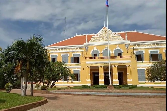 Battambang Day Trip from Siem Reap-Bamboo Train, Bats Cave - Three hours in Battambang city