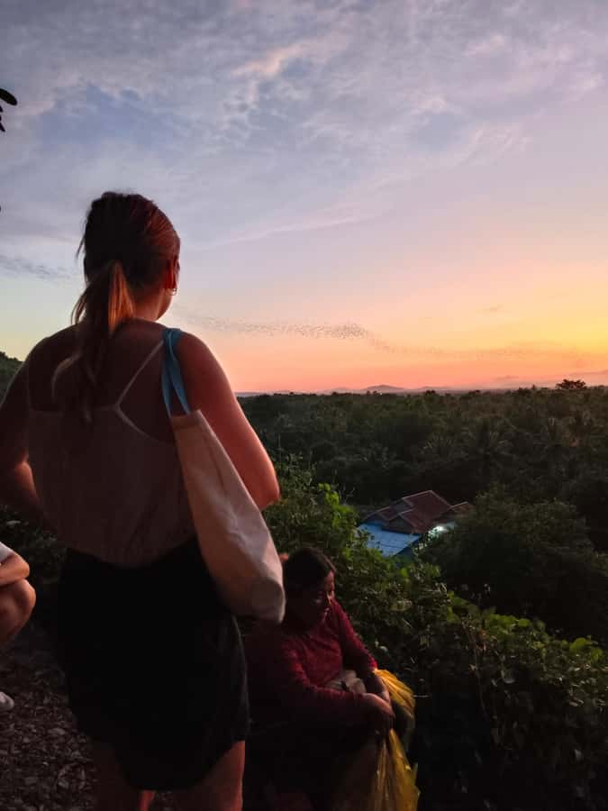 Battambang family tuktuk tour BambooTrain/Wat Banan/Bat cave - Wa Kor Village and the old Khmer house tradition