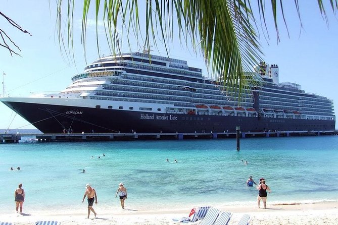 Best Sihanoukville Day Tours from Cruise Port - Independence Monument and Sihanoukville’s city story
