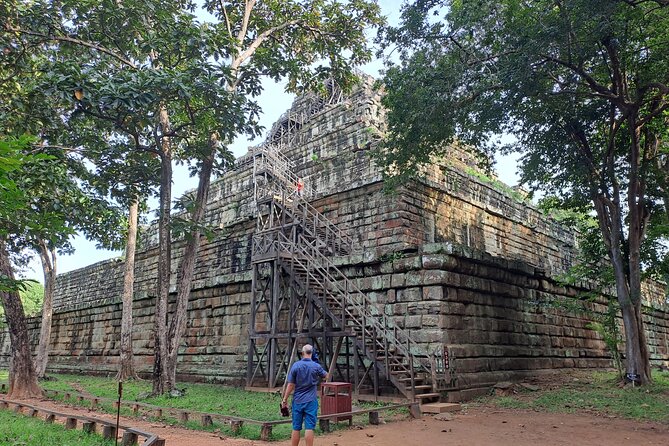 Bird Watching at Tonle Sap Forest and Lotus Farm Siem Reap - The best season for birds