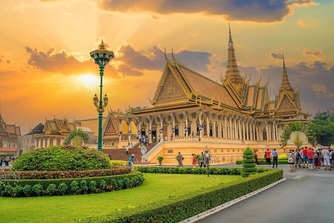 Cambodia 7 Days Tour from Siem Reap to Battambang and Phnom Penh - What the seven-day route does well