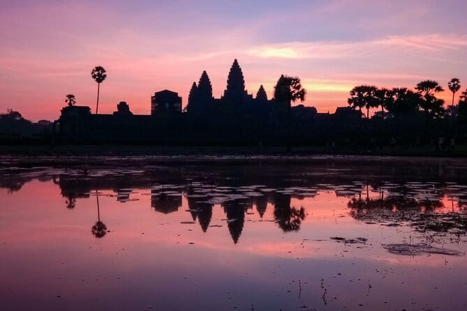 Classic Angkor Wat Sunrise Full Day Private Guide Tour - Key points before you book