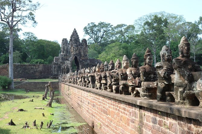 Classic Angkor Wat Sunrise or Sunset Private and Small GroupTour - Phnom Bakheng and the sunset finish