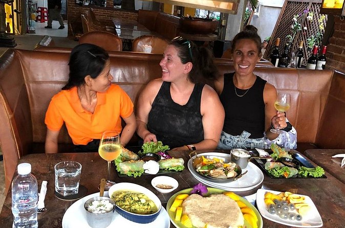 Cooking class in Kampot - Cooking Khmer dishes in a real working session