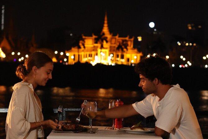 Dinner 4-course Mekong River cruise with Kanika Boat - Boarding the Tonle Sap and Mekong