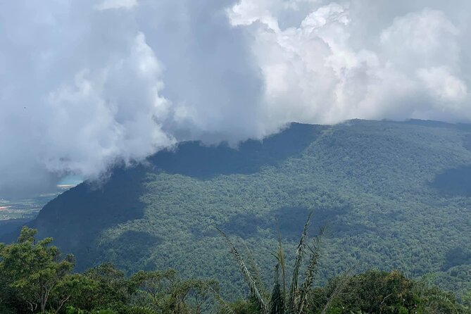 Discover Bokor National Park - Wat Sampov Pram, a Buddhist pause on the mountain