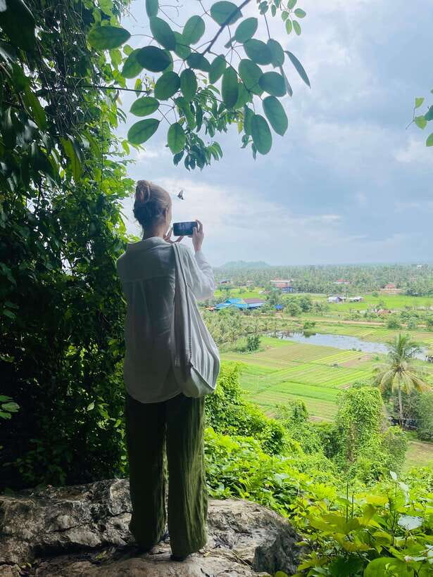 Discover kampot country side full day tour; kep crab market - Abandoned buildings and Kep’s coastal past