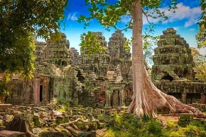 Explore Angkor Wat Sunrise Small Tour Private VIP Car - Phimeanakas, Baphuon, and the old royal center