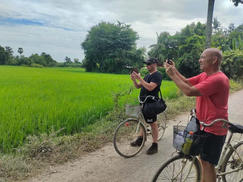 Explore the Village &Countryside By Bicycle-Half Day Morning - Along the Green Roads of the Countryside