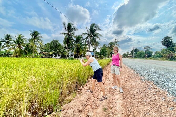 Exploring Kampot With SUV Car By English Local Tour Guide - Key Points From Salt Fields to Seafood