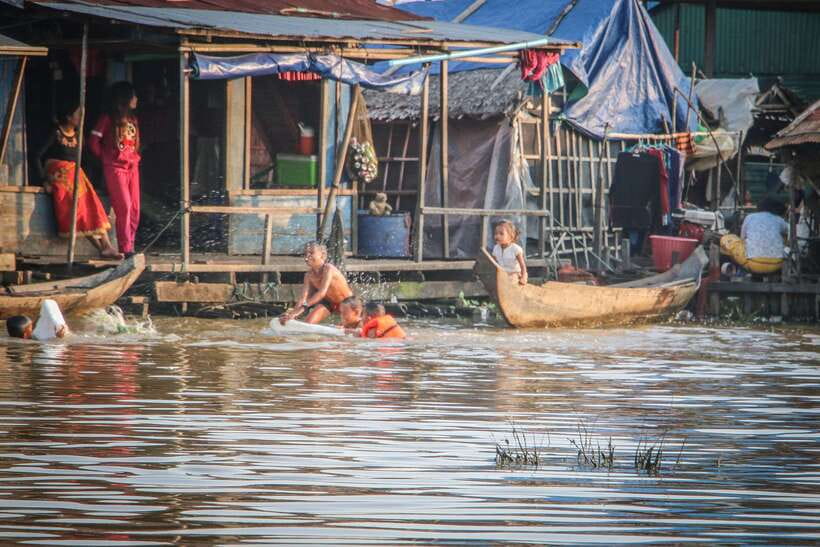 Floating Village and Tonlé Sap Sunset Tour - Leaving Siem Reap through the countryside