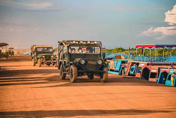 Floating Village Sunset Boat & Jeep Tour - Inclusive Drinks - The open-air jeep ride from Siem Reap