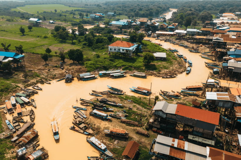 Floating Village Tour with Khmer Meal & Beer - The first cruise and the floating village