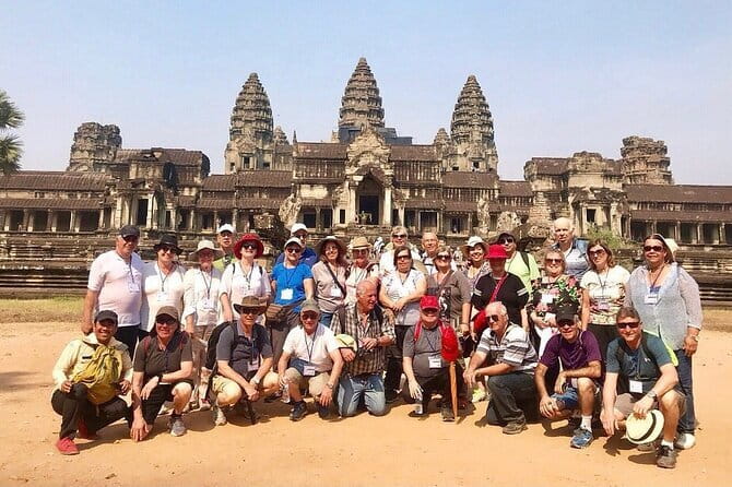 (Free eSim) Classic Angkor Wat Sunrise Full Day Tour - Bayon closes with smiling stone faces