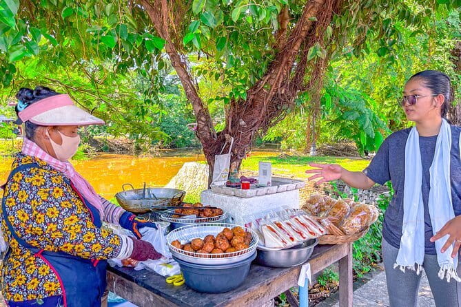 FREE Siem Reap Market & Local Temple Tour - Why this $5 Siem Reap tour is worth considering