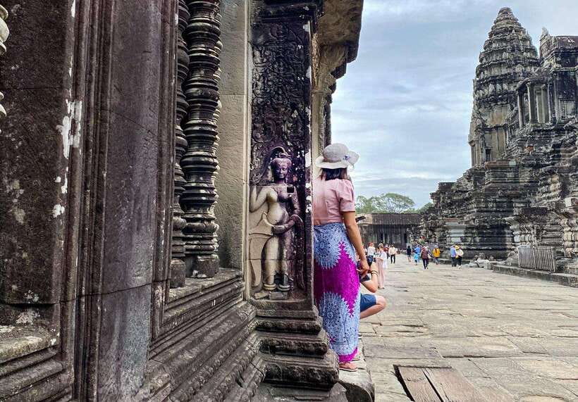 From Phnom Penh: Angkor Wat, Bayon, and Ta Prohm Day Trip - The 4 a.m. departure and the long road north
