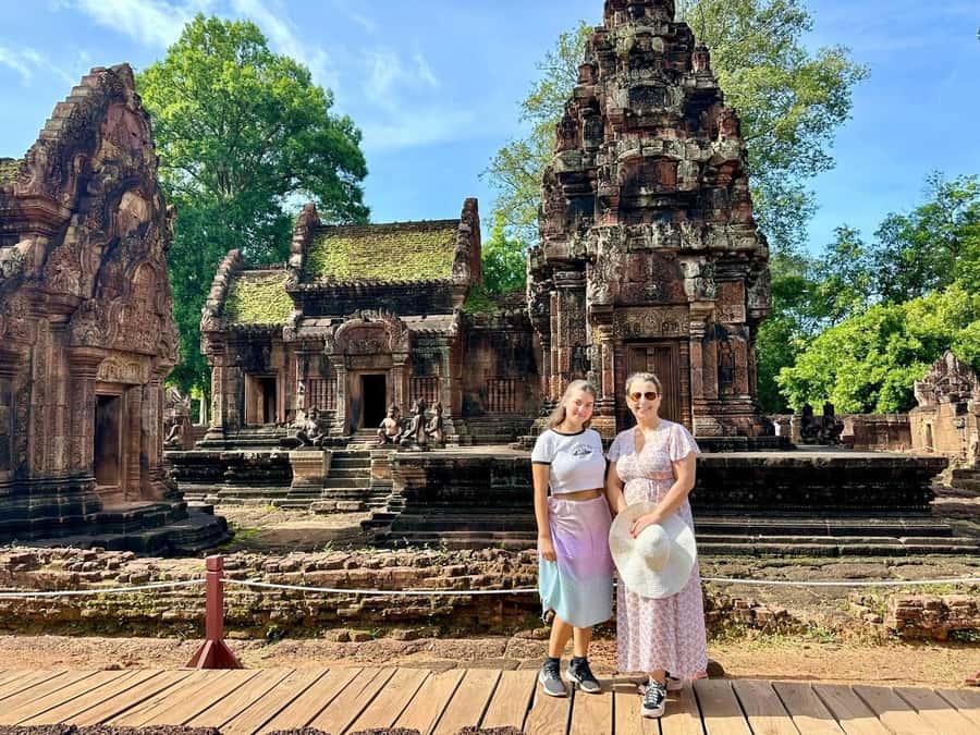 From Siem Reap: Banteay Srei Temple & Grand 5 Temple Tour - Banteay Srei, the day’s finest detail