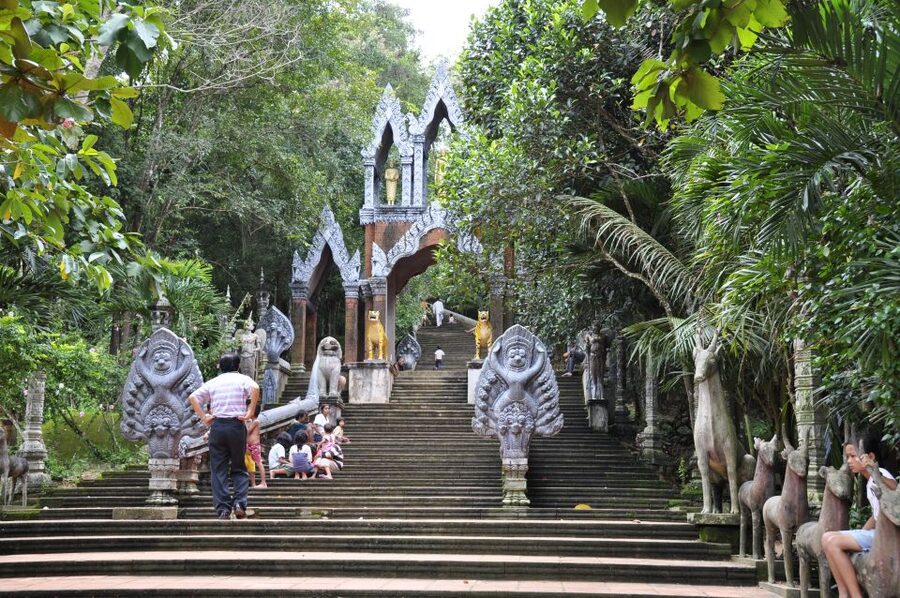 From Siem Reap: Small-Group Phnom Kulen Waterfall Day Tour - Practical advice for a smoother visit
