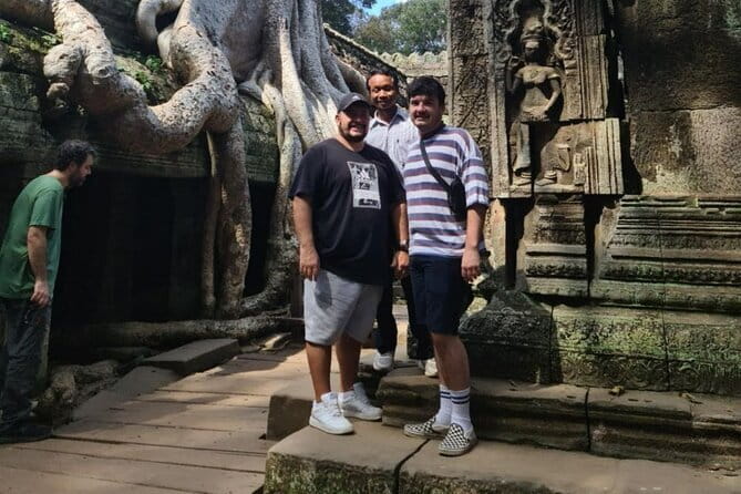 Full Day Angkor Wat Sunrise and Banteay Srei Tour - Three hours among Angkor Wat’s towers