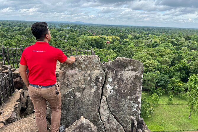 Full Day Banteay Srei Beng Mealea and Koh Ker Small Group Tour - The long road to Koh Ker