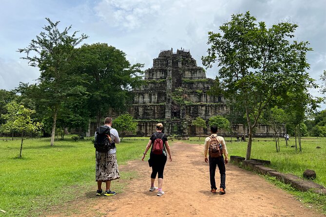 Full Day Banteay Srei Beng Mealea and Koh Ker Small Group Tour - Banteay Srei and Cambodia’s finest stonework