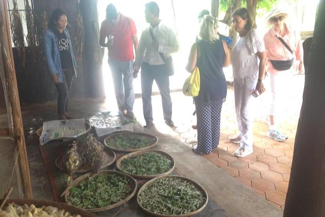 Full-Day Phnom Penh City & Silk Island with a local Tuk Tuk Tours - The tuk tuk ride and hotel pickup