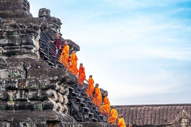 Full Day Tour Angkor Wat Sunrise and Siem Reap Temples - Who should book this sunrise tour?