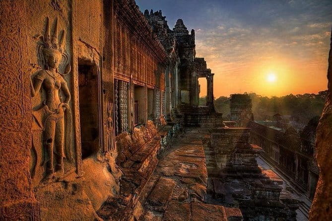 Full Day Tour from Siem Reap - Bamboo Train, Killing Cave & Sunset - The guide can shape the entire day