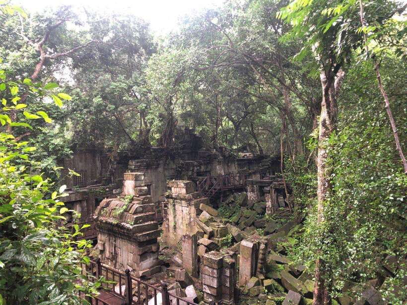 Full-Day Tour to Banteay Srey, Beng Melea & Kulen Mountain - Beng Mealea, Cambodia’s rough-edged temple